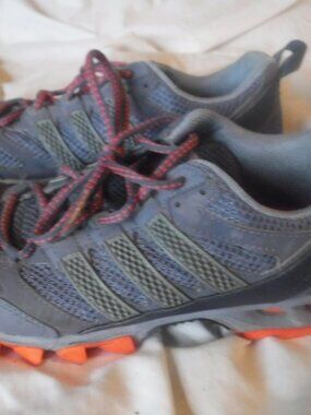 Adidas Kanadia Tr5 Trail Running shoes Grey Coral Blue Womens Size 9